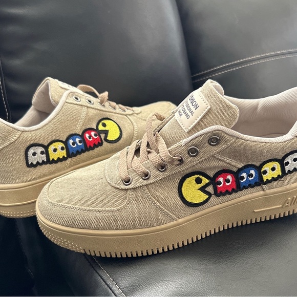 Pac-Man shoes - Picture 1 of 3